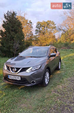 Позашляховик / Кросовер Nissan Qashqai 2017 в Дубні