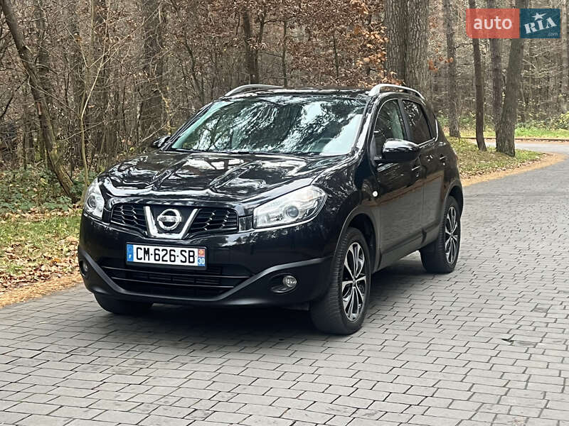 Позашляховик / Кросовер Nissan Qashqai 2012 в Львові