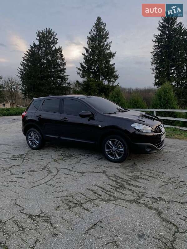 Позашляховик / Кросовер Nissan Qashqai 2012 в Любарі