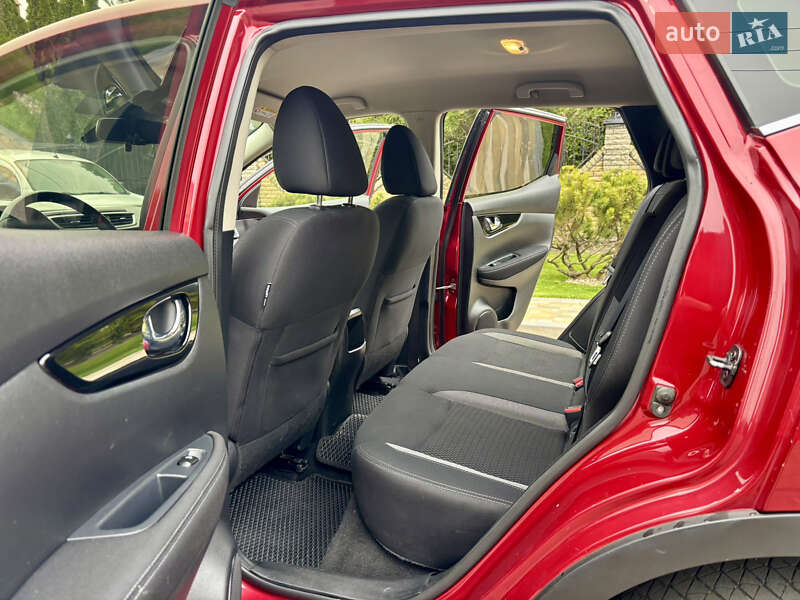 Внедорожник / Кроссовер Nissan Qashqai 2017 в Киеве