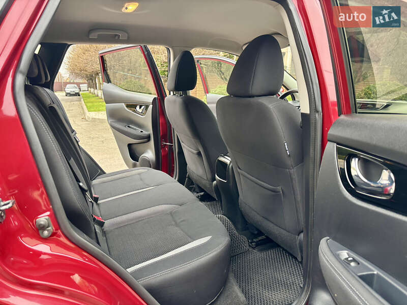 Внедорожник / Кроссовер Nissan Qashqai 2017 в Киеве