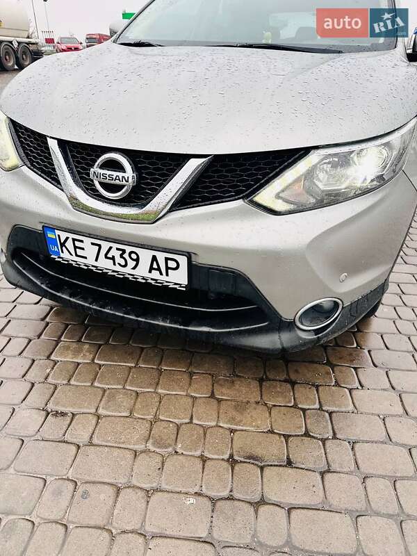 Позашляховик / Кросовер Nissan Qashqai 2015 в Новомосковську фото 2 Позашляховик / Кросовер Nissan Qashqai 2015 в Новомосковську