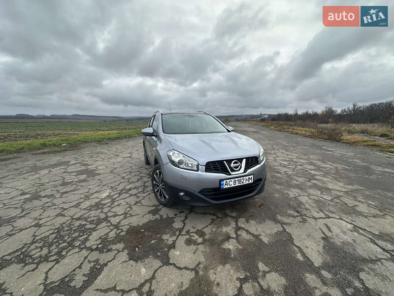 Внедорожник / Кроссовер Nissan Qashqai 2010 в Хмельницком