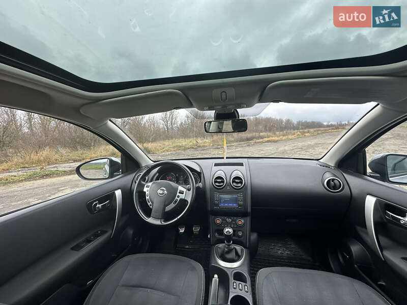 Внедорожник / Кроссовер Nissan Qashqai 2010 в Хмельницком