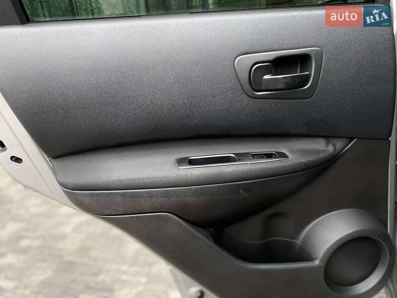 Внедорожник / Кроссовер Nissan Qashqai 2007 в Киеве