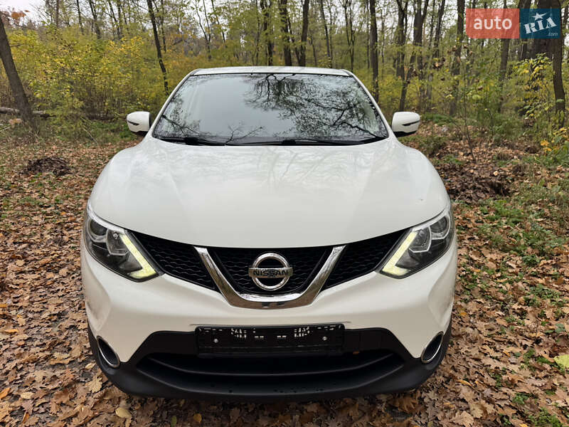 Внедорожник / Кроссовер Nissan Qashqai 2017 в Киеве