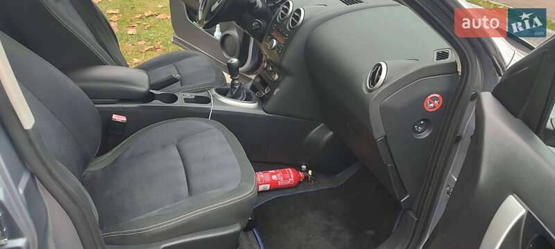Внедорожник / Кроссовер Nissan Qashqai 2010 в Ровно