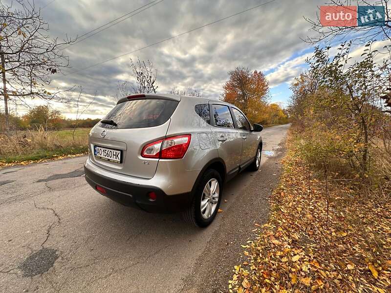 Внедорожник / Кроссовер Nissan Qashqai 2010 в Ужгороде фото 2 Внедорожник / Кроссовер Nissan Qashqai 2010 в Ужгороде