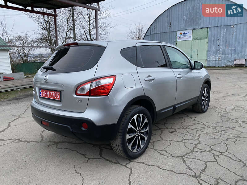 Внедорожник / Кроссовер Nissan Qashqai 2012 в Ровно фото 6 Внедорожник / Кроссовер Nissan Qashqai 2012 в Ровно