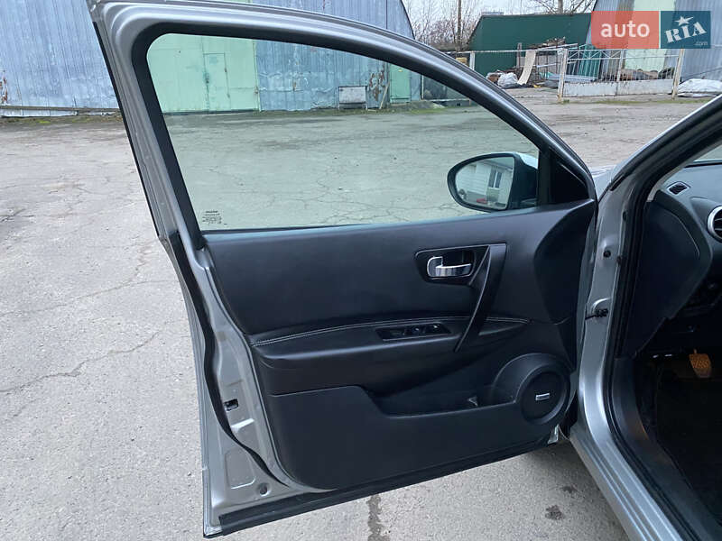 Внедорожник / Кроссовер Nissan Qashqai 2012 в Ровно фото 21 Внедорожник / Кроссовер Nissan Qashqai 2012 в Ровно