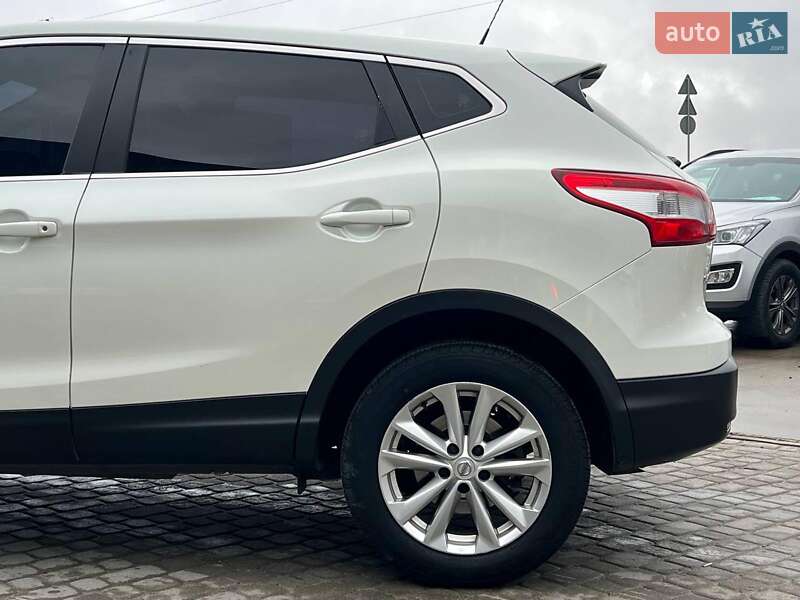Внедорожник / Кроссовер Nissan Qashqai 2017 в Львове фото 6 Внедорожник / Кроссовер Nissan Qashqai 2017 в Львове