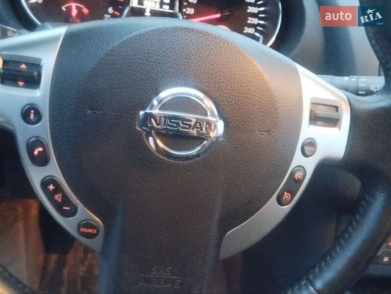 Внедорожник / Кроссовер Nissan Qashqai 2011 в Новых Санжарах