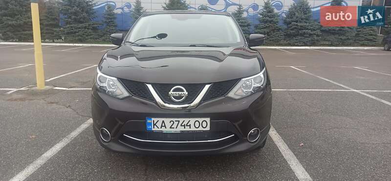 Позашляховик / Кросовер Nissan Qashqai 2016 в Броварах