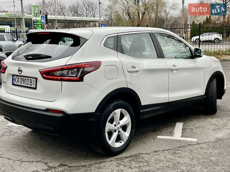 Внедорожник / Кроссовер Nissan Qashqai 2020 в Киеве