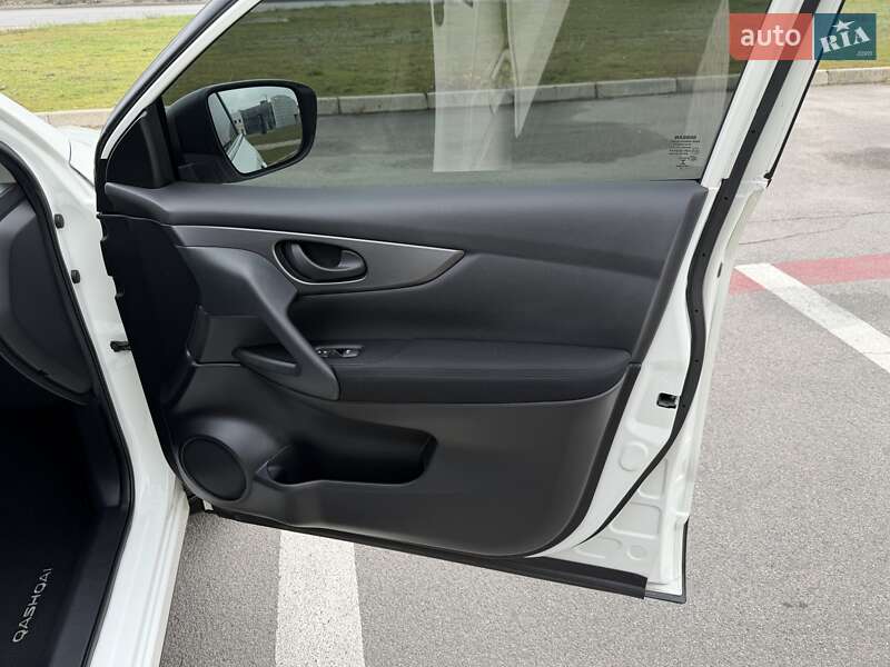 Внедорожник / Кроссовер Nissan Qashqai 2021 в Днепре