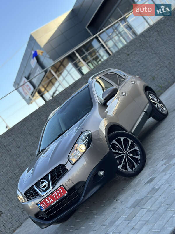 Внедорожник / Кроссовер Nissan Qashqai 2012 в Луцке фото 2 Внедорожник / Кроссовер Nissan Qashqai 2012 в Луцке