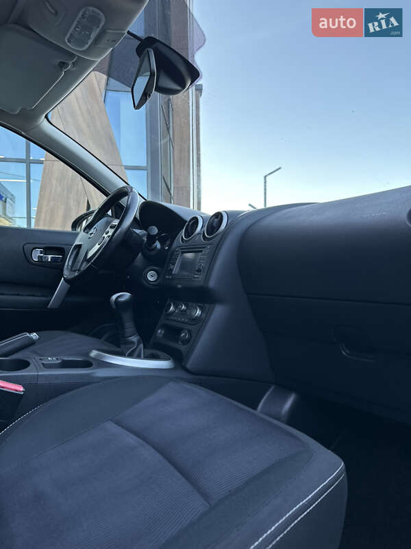 Внедорожник / Кроссовер Nissan Qashqai 2012 в Луцке фото 39 Внедорожник / Кроссовер Nissan Qashqai 2012 в Луцке