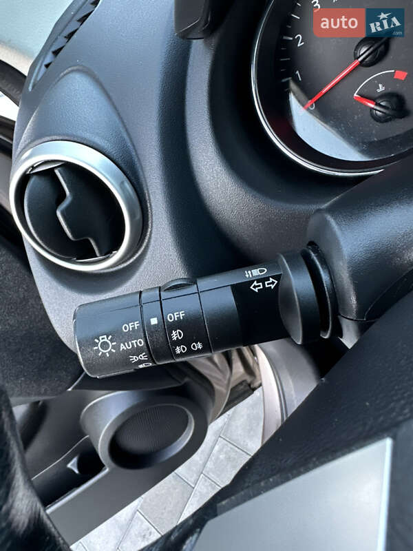 Внедорожник / Кроссовер Nissan Qashqai 2012 в Луцке фото 49 Внедорожник / Кроссовер Nissan Qashqai 2012 в Луцке