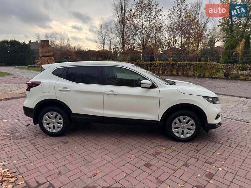 Внедорожник / Кроссовер Nissan Qashqai 2018 в Днепре
