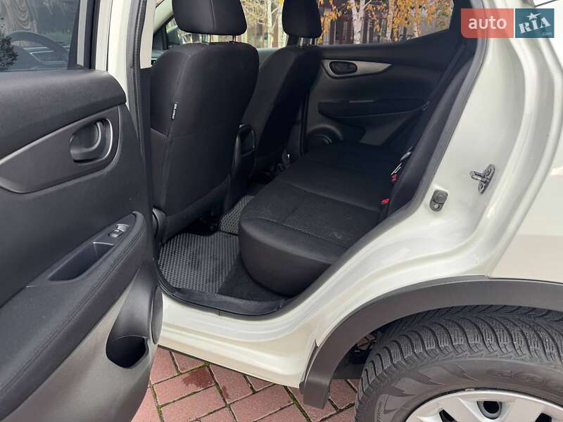 Внедорожник / Кроссовер Nissan Qashqai 2018 в Днепре