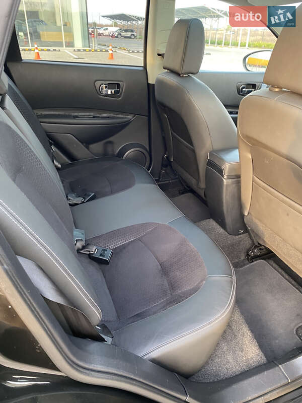 Внедорожник / Кроссовер Nissan Qashqai 2013 в Ровно