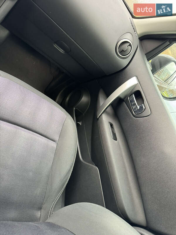 Внедорожник / Кроссовер Nissan Qashqai 2013 в Остроге фото 16 Внедорожник / Кроссовер Nissan Qashqai 2013 в Остроге