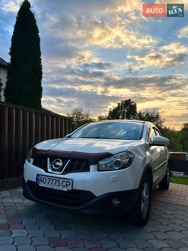 Внедорожник / Кроссовер Nissan Qashqai 2013 в Солотвине фото 2 Внедорожник / Кроссовер Nissan Qashqai 2013 в Солотвине