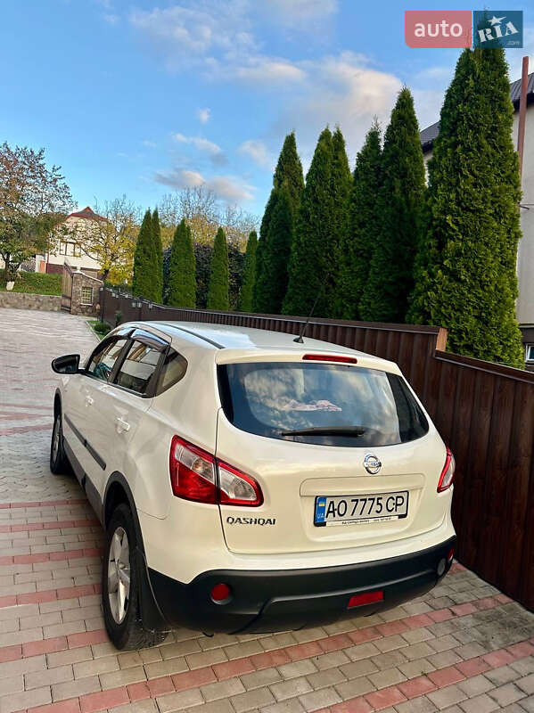 Внедорожник / Кроссовер Nissan Qashqai 2013 в Солотвине фото 3 Внедорожник / Кроссовер Nissan Qashqai 2013 в Солотвине