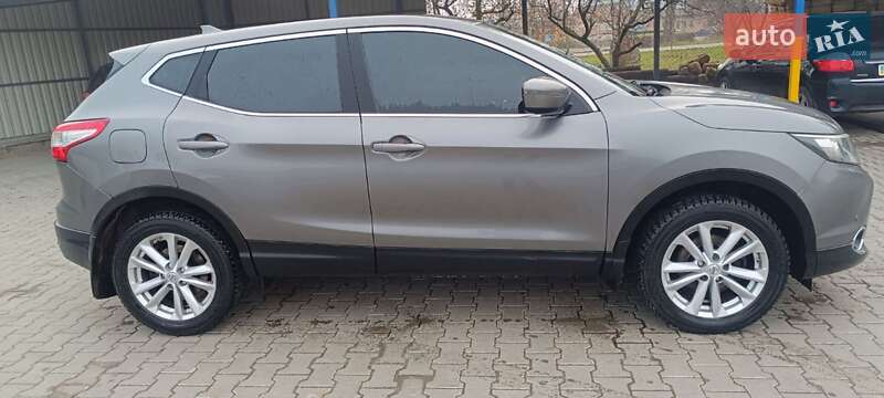 Внедорожник / Кроссовер Nissan Qashqai 2015 в Староконстантинове фото 4 Внедорожник / Кроссовер Nissan Qashqai 2015 в Староконстантинове