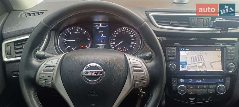 Внедорожник / Кроссовер Nissan Qashqai 2015 в Староконстантинове фото 9 Внедорожник / Кроссовер Nissan Qashqai 2015 в Староконстантинове