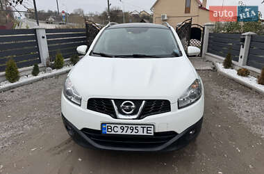 Позашляховик / Кросовер Nissan Qashqai 2012 в Львові