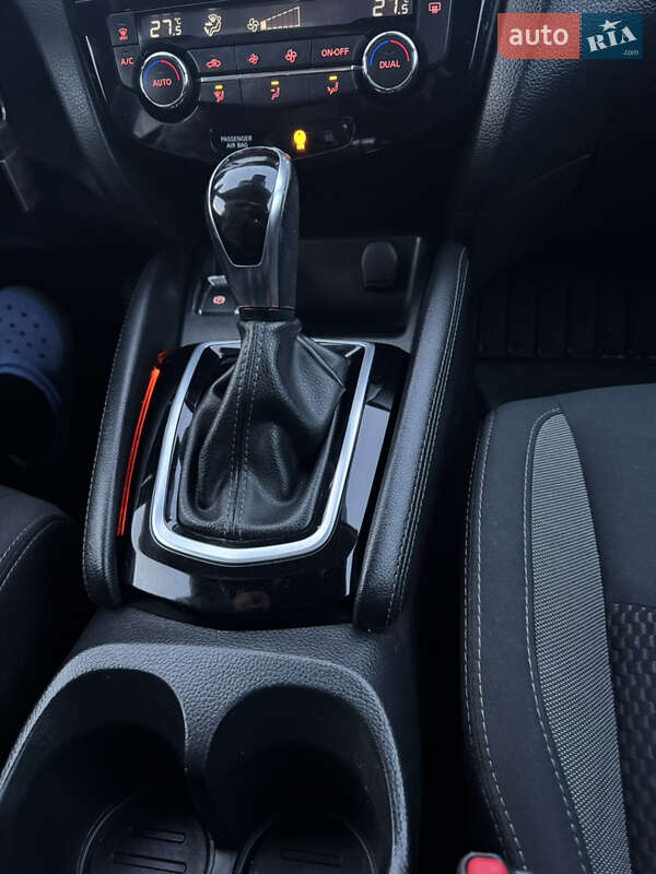 Внедорожник / Кроссовер Nissan Qashqai 2017 в Кагарлыке фото 12 Внедорожник / Кроссовер Nissan Qashqai 2017 в Кагарлыке