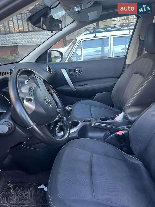 Внедорожник / Кроссовер Nissan Qashqai 2010 в Калуше