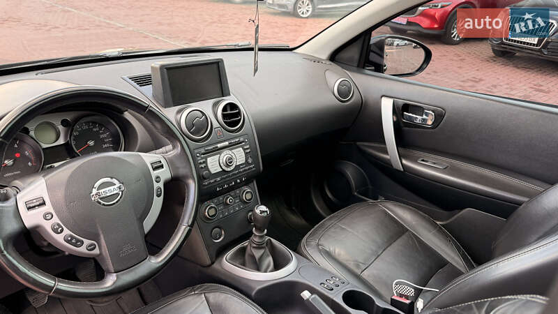Позашляховик / Кросовер Nissan Qashqai 2008 в Рівному
