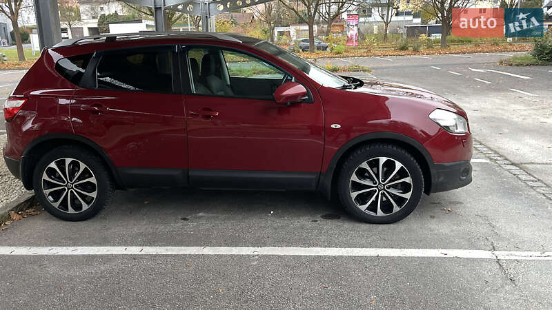 Внедорожник / Кроссовер Nissan Qashqai 2012 в Киеве