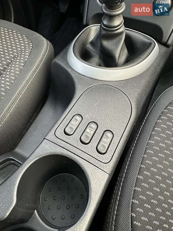 Позашляховик / Кросовер Nissan Qashqai 2008 в Сумах фото 26 Позашляховик / Кросовер Nissan Qashqai 2008 в Сумах