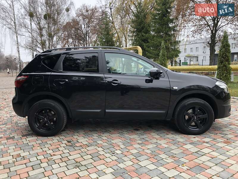 Внедорожник / Кроссовер Nissan Qashqai 2014 в Коростене фото 8 Внедорожник / Кроссовер Nissan Qashqai 2014 в Коростене