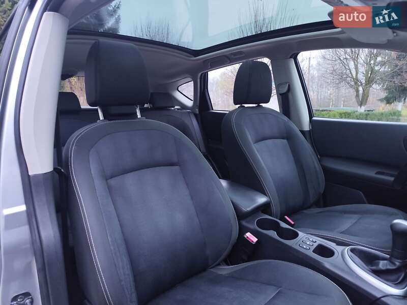 Внедорожник / Кроссовер Nissan Qashqai 2010 в Звягеле