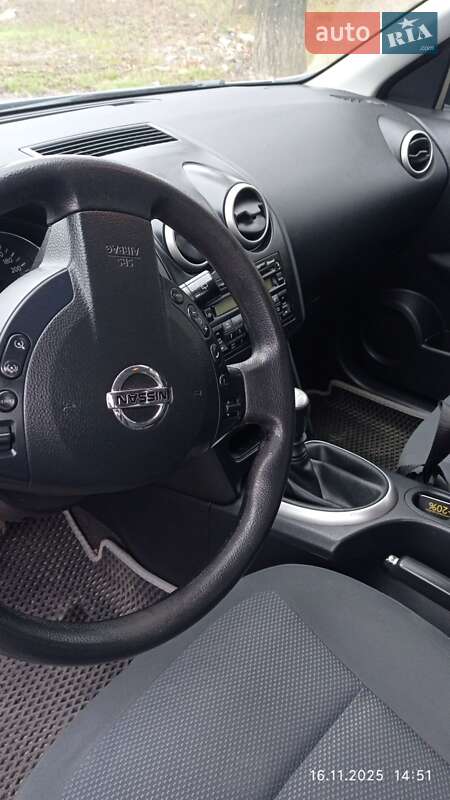 Внедорожник / Кроссовер Nissan Qashqai 2010 в Липовце