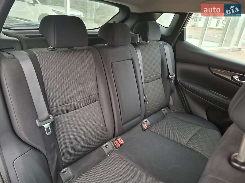 Внедорожник / Кроссовер Nissan Qashqai 2017 в Чернигове фото 13 Внедорожник / Кроссовер Nissan Qashqai 2017 в Чернигове