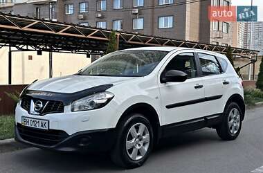 Позашляховик / Кросовер Nissan Qashqai 2010 в Одесі