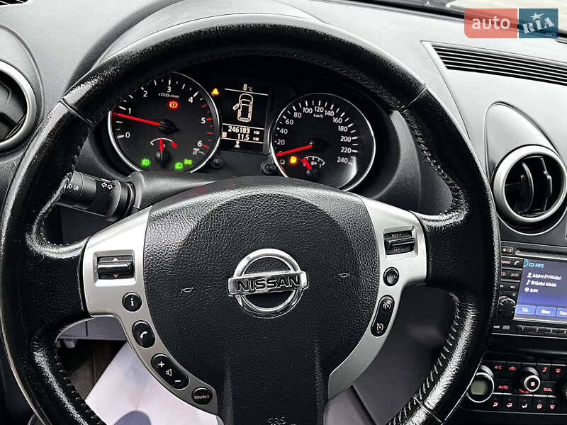 Внедорожник / Кроссовер Nissan Qashqai 2011 в Косове