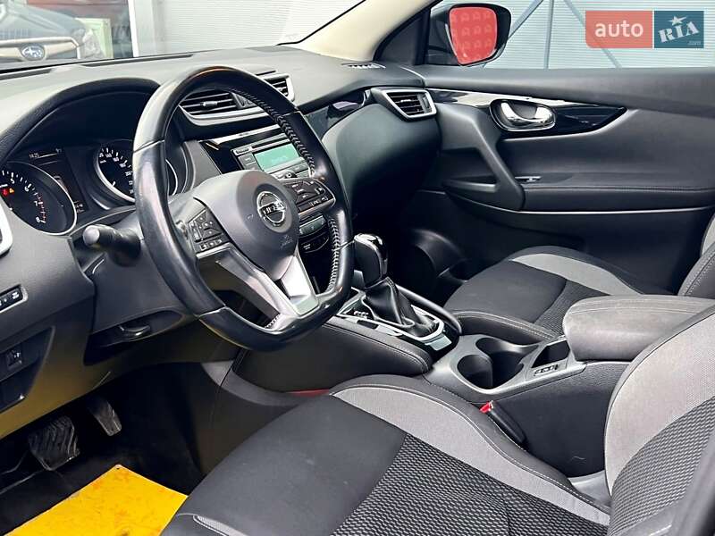 Внедорожник / Кроссовер Nissan Qashqai 2018 в Киеве