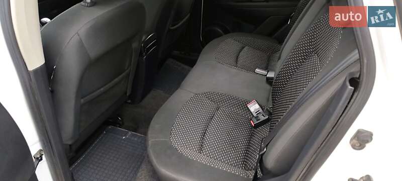 Внедорожник / Кроссовер Nissan Qashqai 2009 в Решетиловке фото 11 Внедорожник / Кроссовер Nissan Qashqai 2009 в Решетиловке
