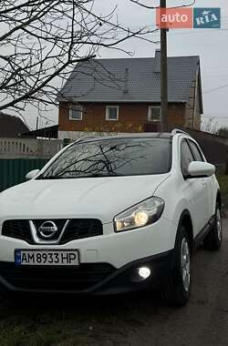 Позашляховик / Кросовер Nissan Qashqai 2011 в Рівному