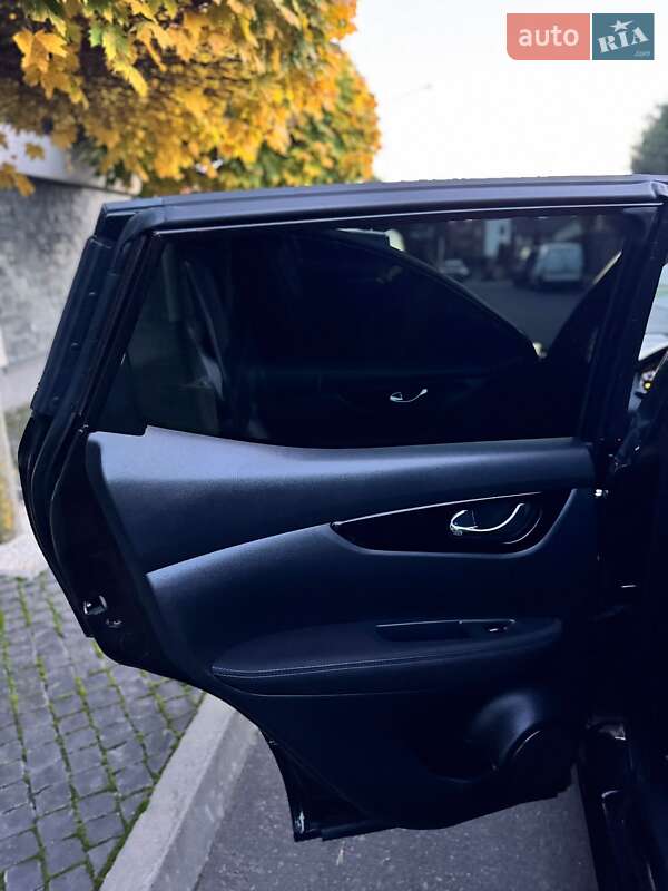 Внедорожник / Кроссовер Nissan Qashqai 2017 в Ровно