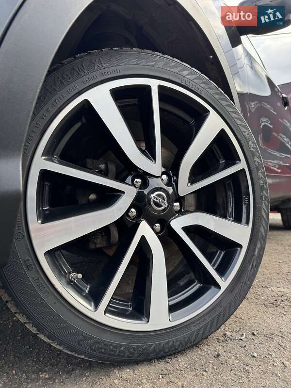 Внедорожник / Кроссовер Nissan Qashqai 2014 в Сумах