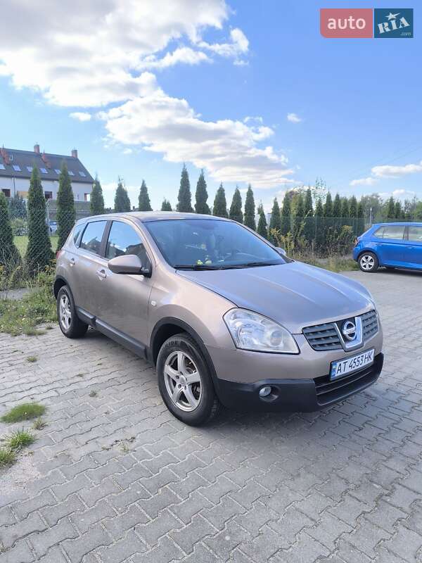 Внедорожник / Кроссовер Nissan Qashqai 2008 в Ивано-Франковске