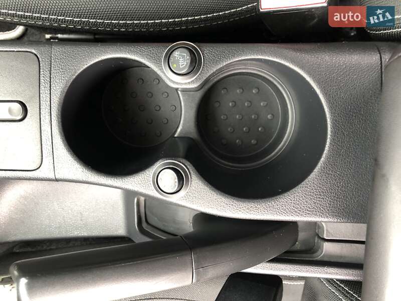 Позашляховик / Кросовер Nissan Qashqai 2012 в Житомирі