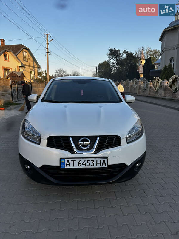 Внедорожник / Кроссовер Nissan Qashqai 2010 в Кицмани